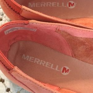 Merrell Slip ons